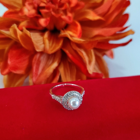 Silver Round Halo Pearl Ring - Picture 2 of 4
